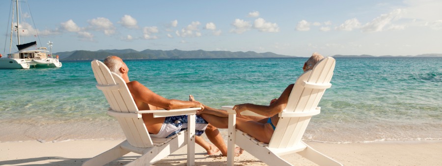 retired couple of beach